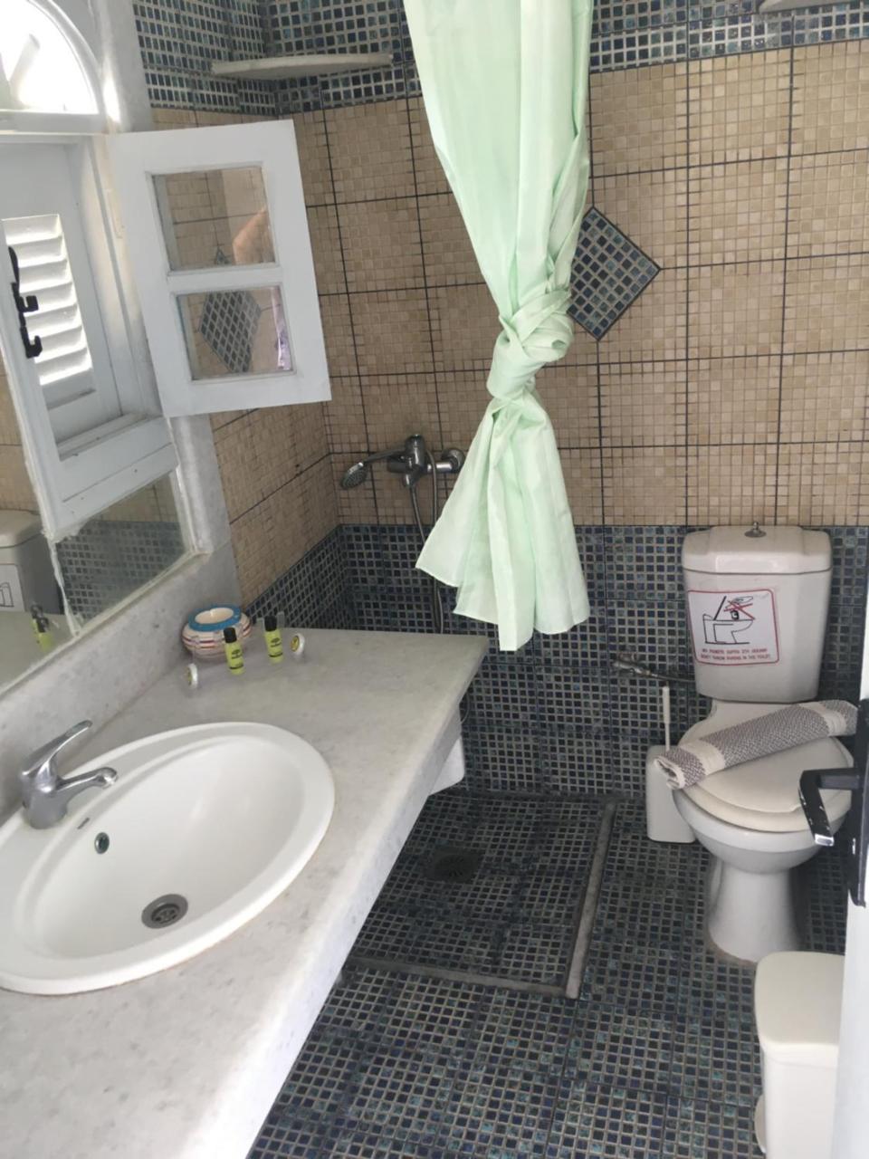 Sea Side Perivolos Hotel Екстериор снимка