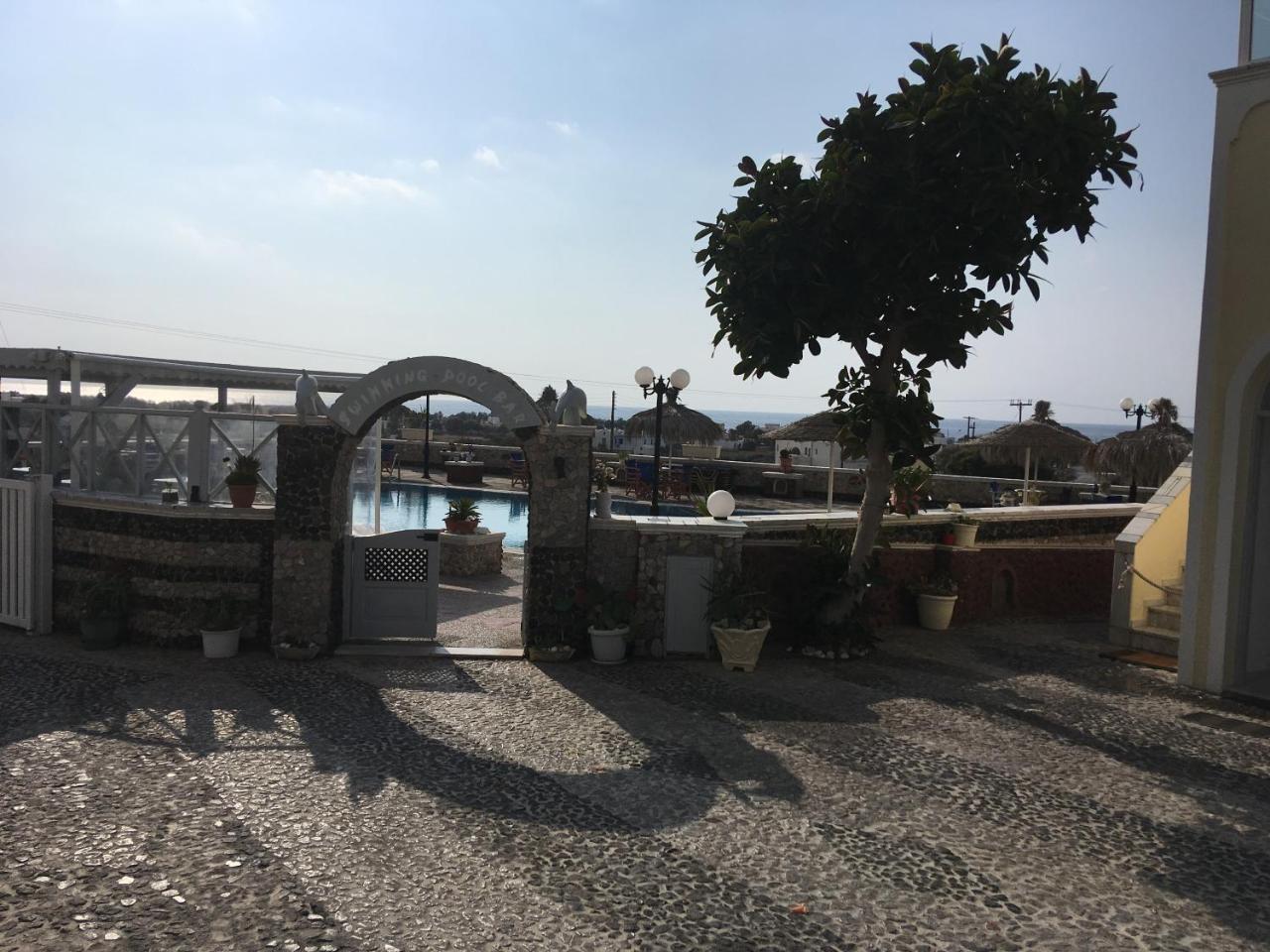 Sea Side Perivolos Hotel Екстериор снимка