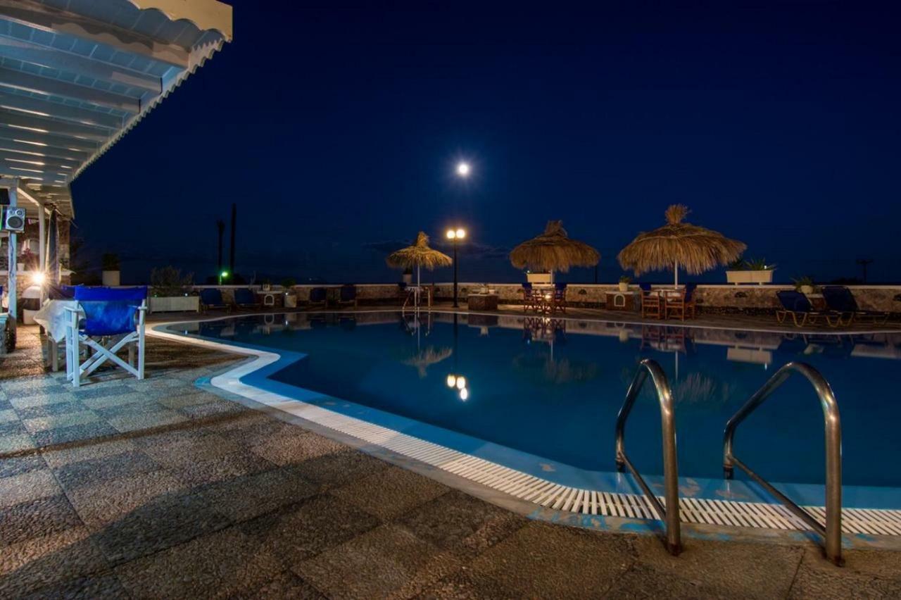 Sea Side Perivolos Hotel Екстериор снимка