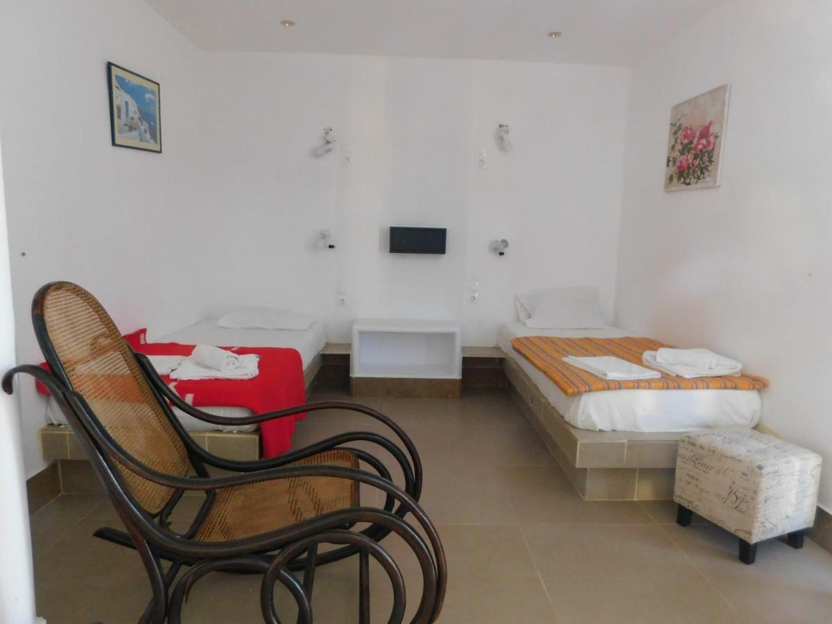 Sea Side Perivolos Hotel Екстериор снимка